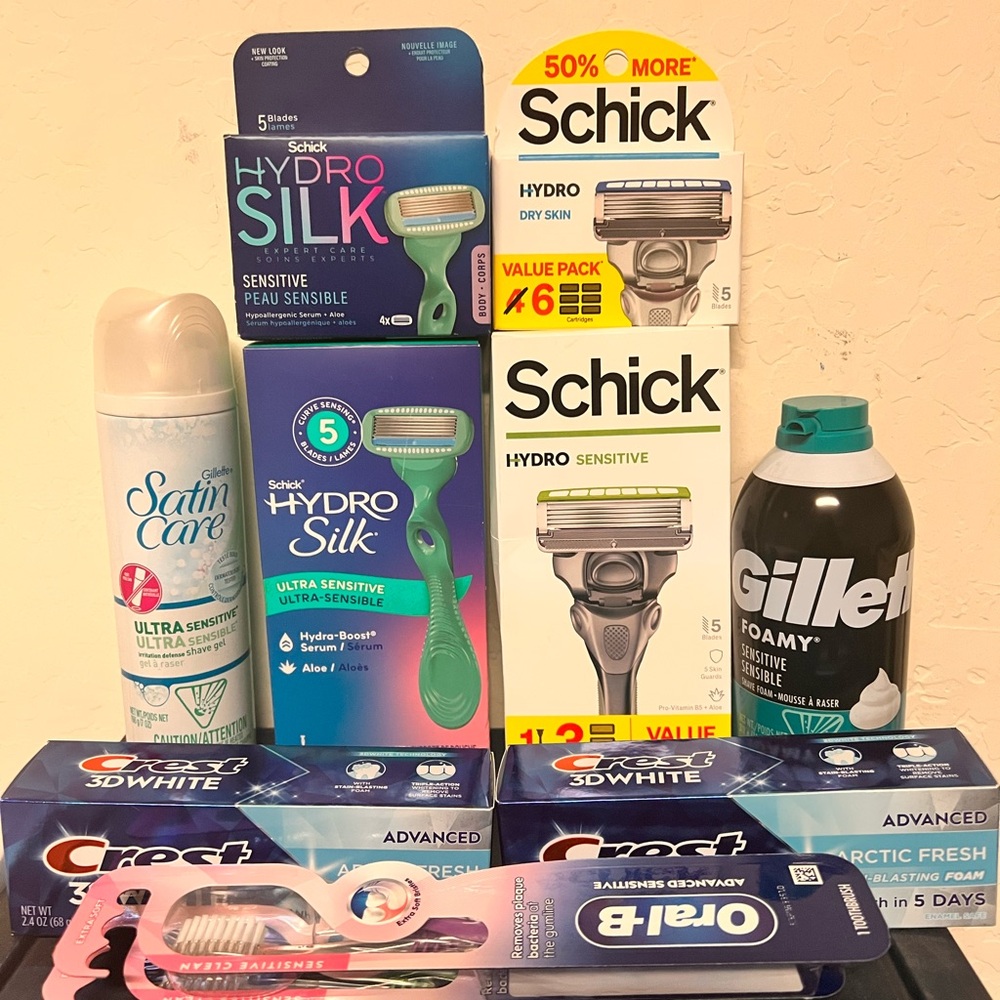 Schick Hydro Men & Women Razor Bundle for $35